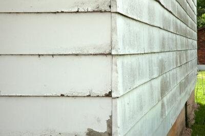 Can a Faulty Roof Damage Your Siding