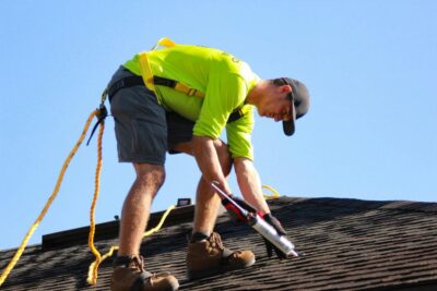 Roofing Contractor Who Understands Insurance Policies